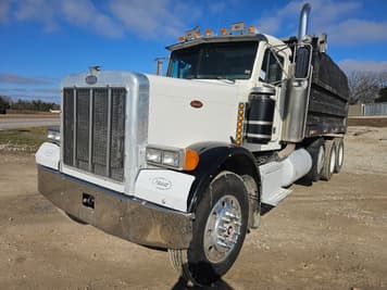 Main image Peterbilt 379